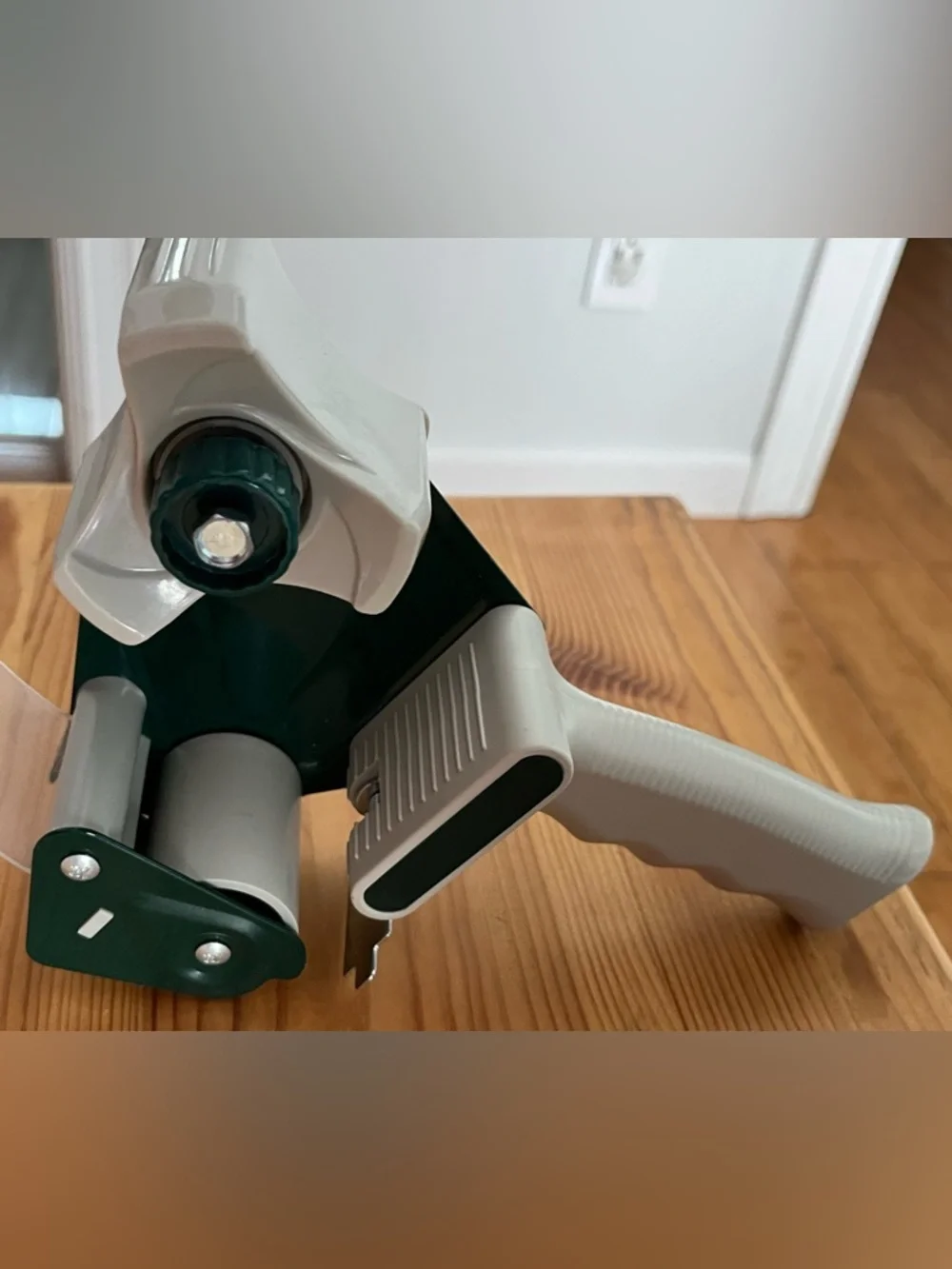 JARLINK Tape Dispenser Gun 2 Pack Gray and Green without tapes